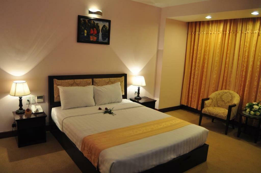 Dong Kinh B Hotel TP. Hồ Chí Minh Ngoại thất bức ảnh